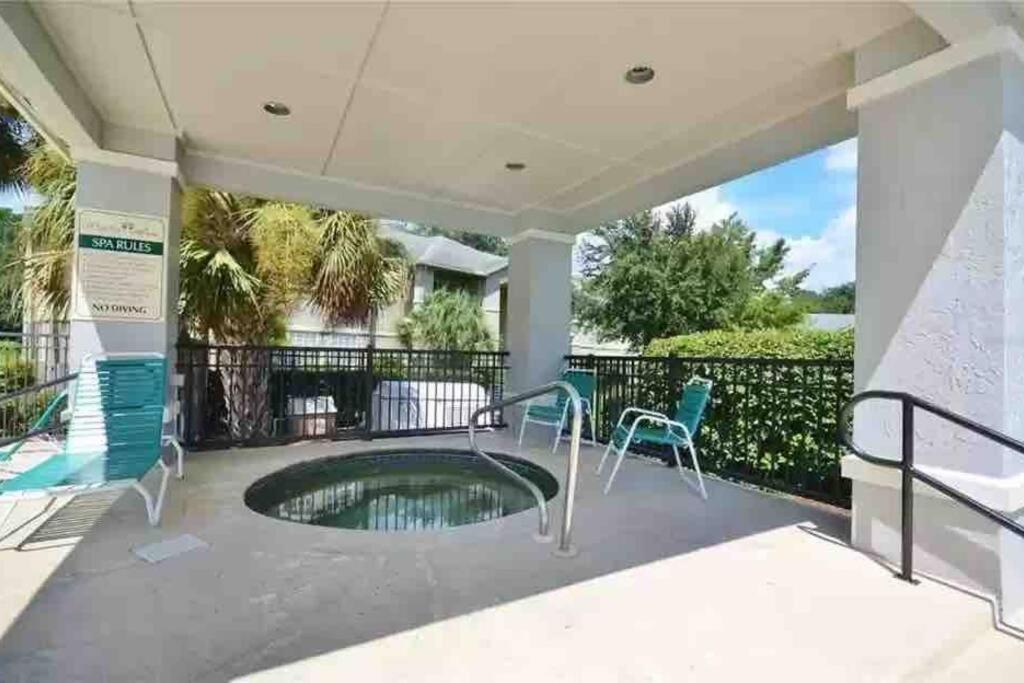 The Botanical Retreat, King Comfort & Poolside Peace Gainesville Dış mekan fotoğraf